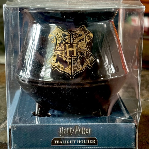 Warner Bros. Other - NEW! Never opened!  HARRY POTTER tea light holder with white tea light candle